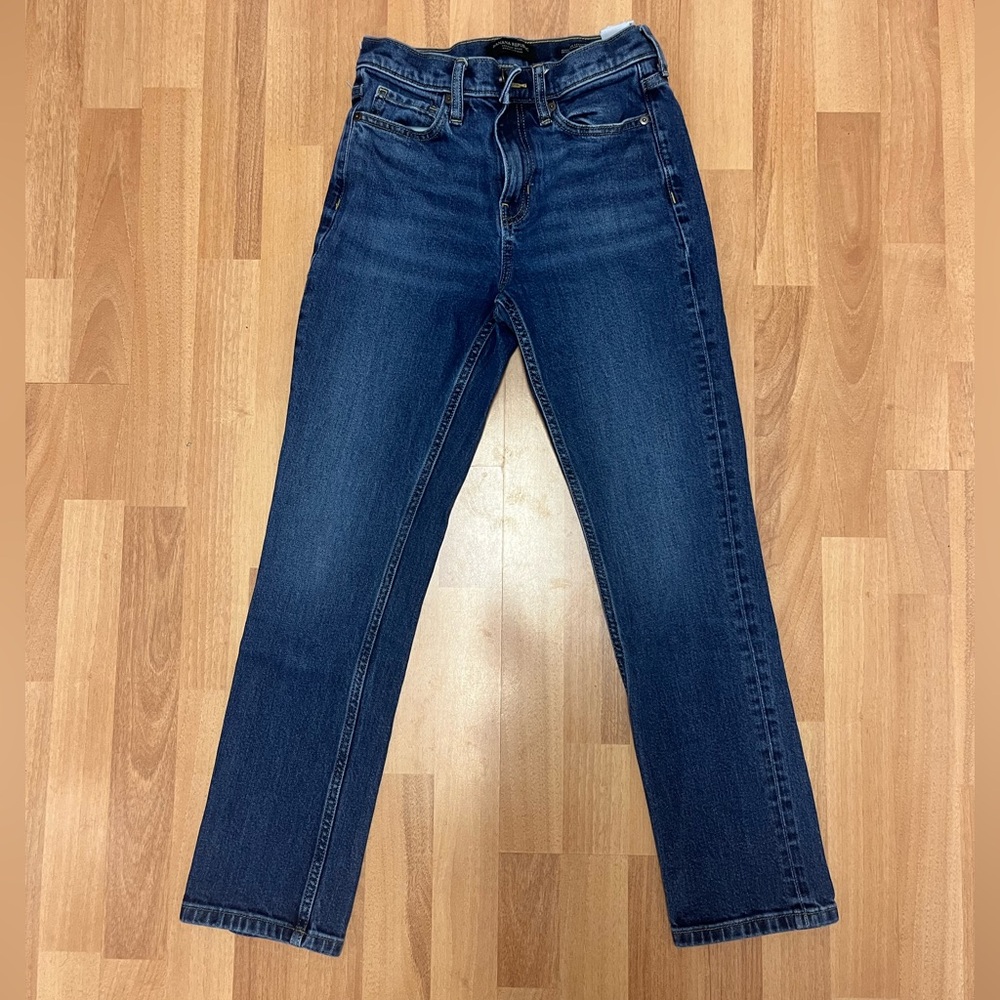 Women’s 25 Banana Republic Dark Blue Denim Jeans